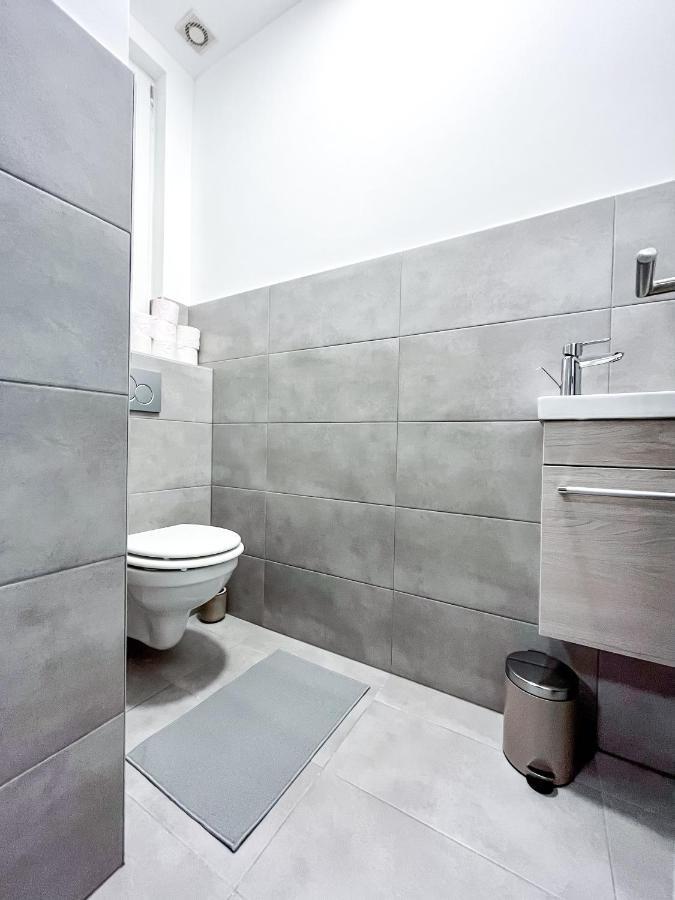 T32 Central Modern Suites 布达佩斯 外观 照片
