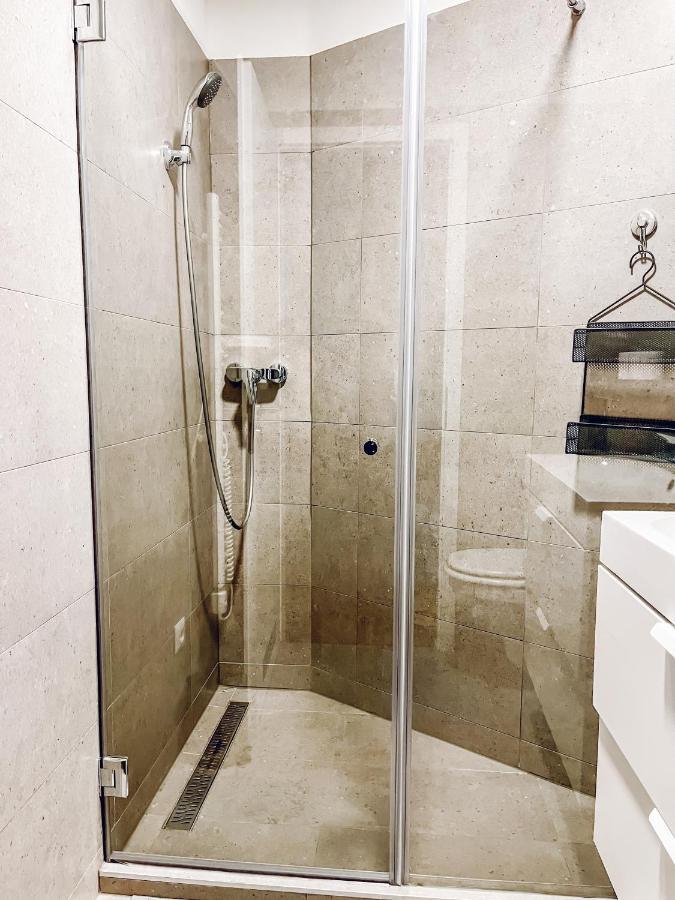 T32 Central Modern Suites 布达佩斯 外观 照片