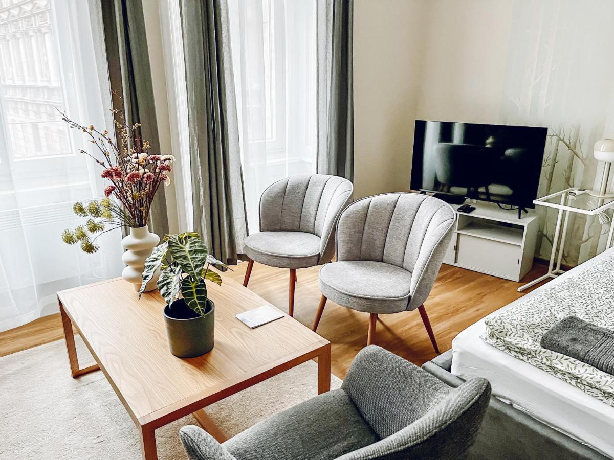 T32 Central Modern Suites 布达佩斯 外观 照片